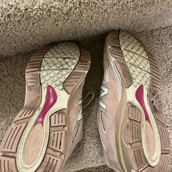 New Balance Men’s 990v4 Light Pink!! - Picture 9 of 9